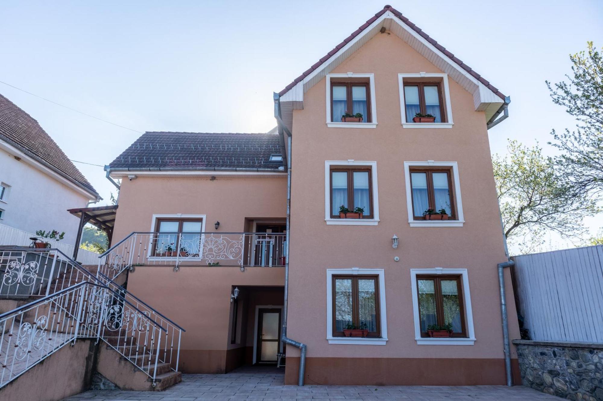 فندق Vila Crisalia Sibiel -Sibiu (Adults Only) المظهر الخارجي الصورة